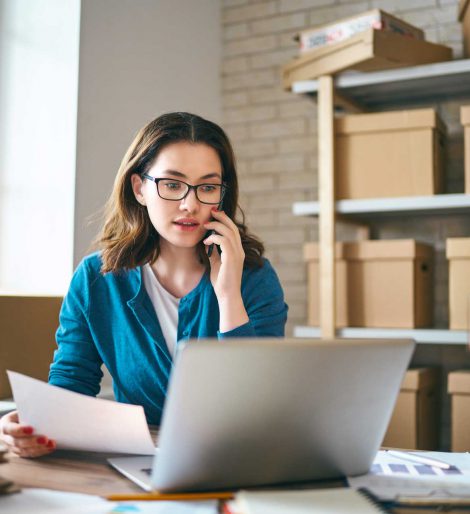 woman-is-working-at-warehouse-for-online-store-37BUJHQ.jpg